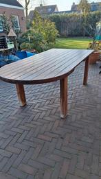 Grote houten tuintafel - Opknapper.  Gratis af te halen, Ophalen, Gebruikt, Rechthoekig, Hout