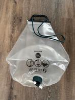 Quechua waterzak 10L, Caravans en Kamperen, Ophalen of Verzenden, Zo goed als nieuw