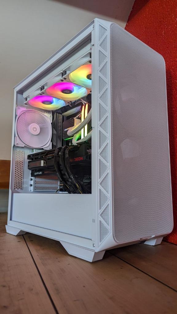 GameSkinShop, 4K-PC, GeForce RTX 5070  - Ryzen 7800X3D, Computers en Software, Desktop Pc's, Nieuw, 4 Ghz of meer, SSD, 32 GB