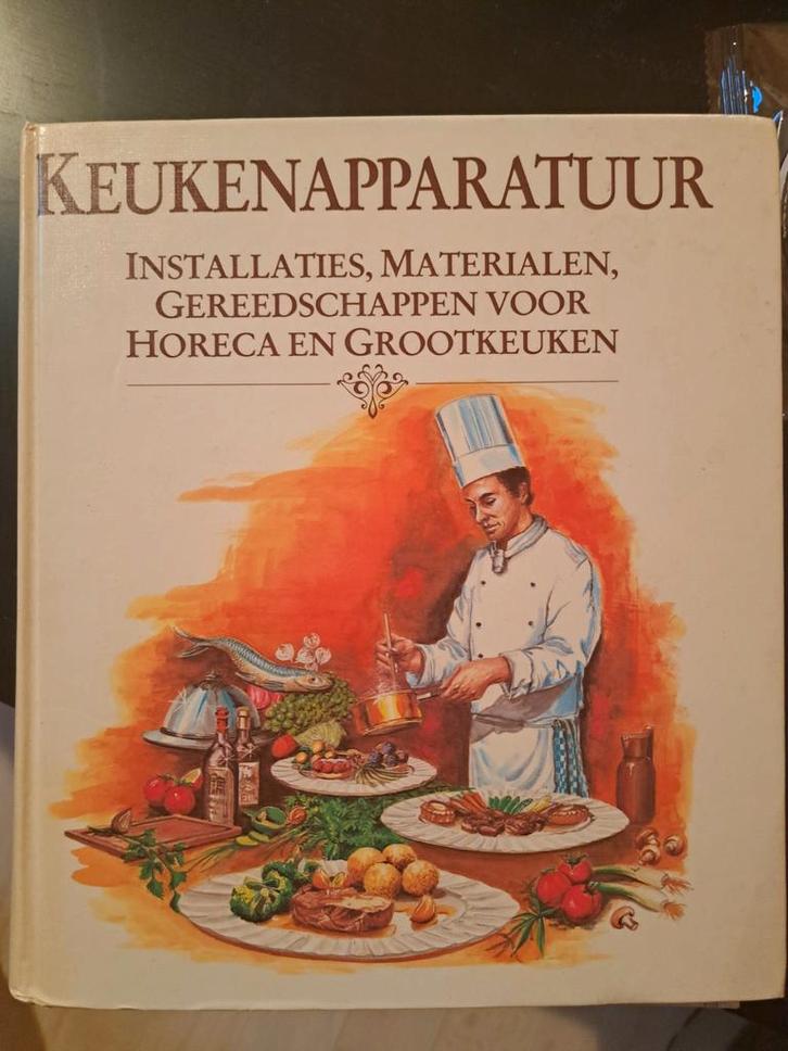Keukenapparatuur leerboek i.z.g.st., Boeken, Economie, Management en Marketing, Zo goed als nieuw, Overige onderwerpen, Ophalen of Verzenden