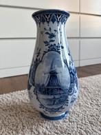 Delfts blauwe vaas met molen Villeroy & Boch, Ophalen of Verzenden