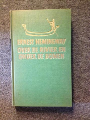 Over de rivier en onder de bomen; door Ernest Hemingway beschikbaar voor biedingen
