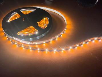 Nieuwe LED Strips 12V - 5 Meter - Warm Wit (3000K) - IP20 beschikbaar voor biedingen