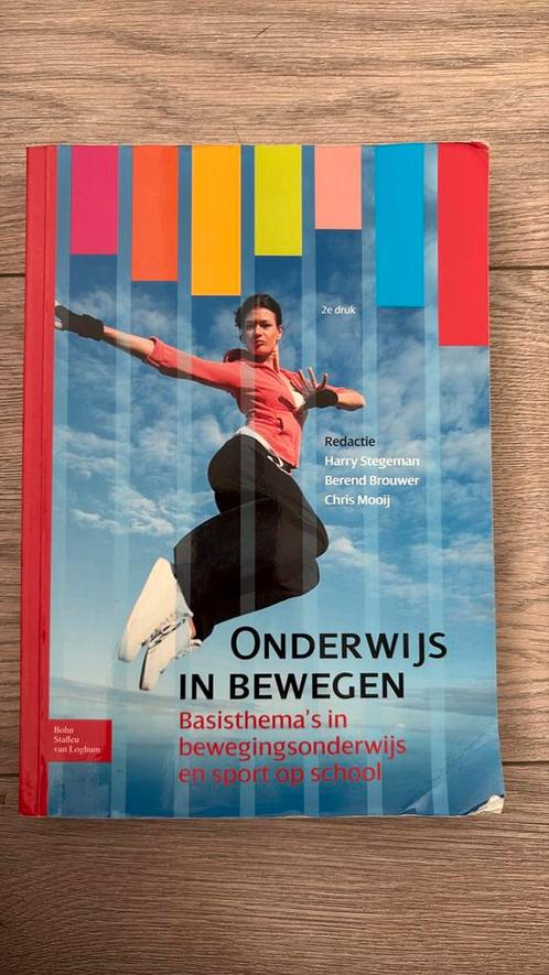 Chris Mooij - Onderwijs in bewegen, Boeken, Wetenschap, Zo goed als nieuw, Ophalen of Verzenden