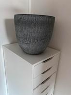 Bloem pot (kan ook buiten), Tuin en Terras, Bloempotten, Ophalen, Rond, Binnen, Zo goed als nieuw