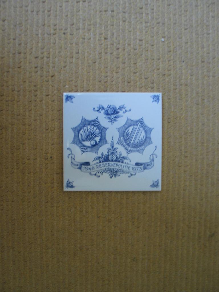 herdenkingstegel, Antiek en Kunst, Ophalen of Verzenden