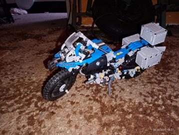 lego technic 42063 beschikbaar voor biedingen