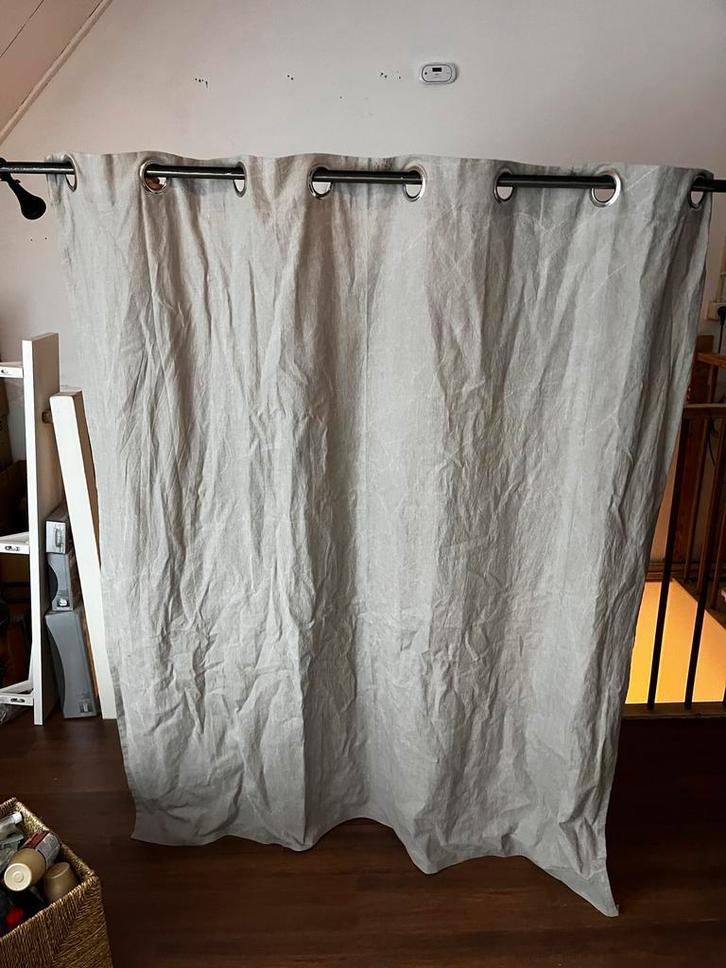 Beige gordijn incl. roede | Zwart en beige | In goede staat, Huis en Inrichting, Stoffering | Gordijnen en Lamellen, Gebruikt