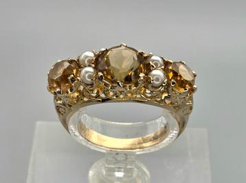 GoudenVintage ring met edelsteen citrien en parel. 2025/593. beschikbaar voor biedingen