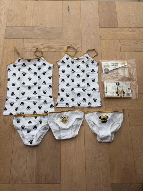 NIEUWE ondergoed set Minnie Mouse maat 104, Kinderen en Baby's, Kinderkleding | Maat 104, Nieuw, Meisje, Nacht- of Onderkleding