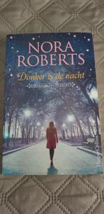 Nora Roberts - Donker is de nacht (Special), Ophalen of Verzenden, Zo goed als nieuw, Nederland, Nora Roberts