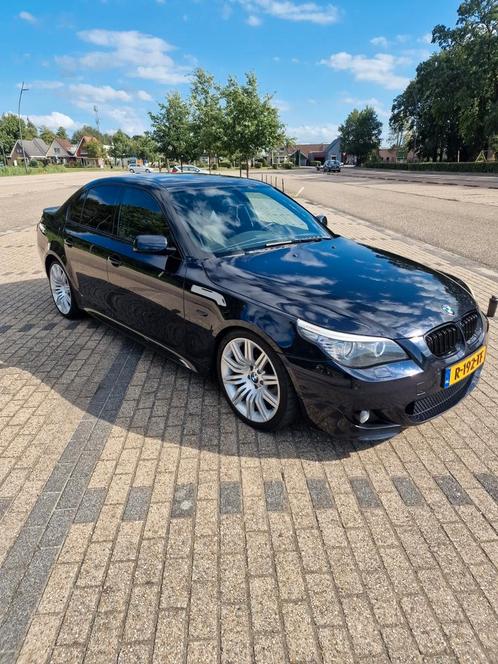 BMW 5-Serie 2.5 I 523 AUT 2007 Zwart, Auto's, BMW, Particulier, 5-Serie, Benzine, Sedan, Automaat, Geïmporteerd, Zwart, Achterwielaandrijving