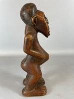 220607 Oud Afrikaans Songye beeldje uit Kongo., Ophalen of Verzenden