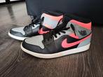 Nike Air Jordan 1 Mid - Maat 45,5, Zwart, Nike, Ophalen of Verzenden, Sneakers of Gympen