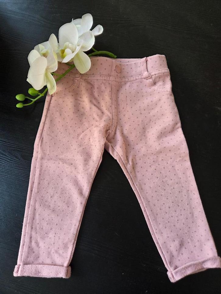 Roze broekje, Kinderen en Baby's, Babykleding | Maat 80, Zo goed als nieuw, Meisje, Broekje, Ophalen of Verzenden