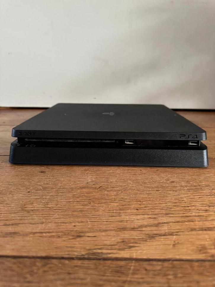 🎮 PS4 Slim 1TB + Games & Controllers, Spelcomputers en Games, Spelcomputers | Sony PlayStation 4, Zo goed als nieuw, Slim, 1 TB