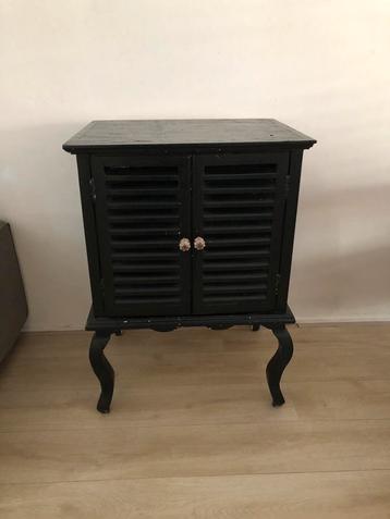Kast-Kastje met louvredeuren - 66x50x93 cm beschikbaar voor biedingen