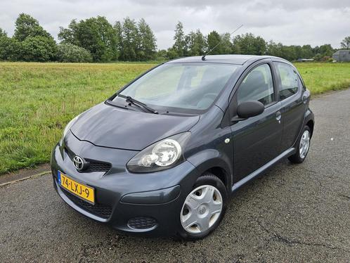 Toyota Aygo 1.0-12V Access (bj 2010), Auto's, Toyota, Bedrijf, Te koop, Aygo, ABS, Airbags, Alarm, Radio, Startonderbreker, Benzine