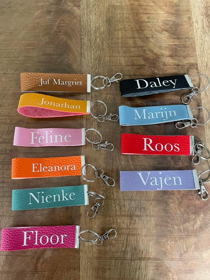 Nieuw sleutelhanger met naam voor maar 1 euro per stuk, Verzamelen, Sleutelhangers, Nieuw, Ophalen of Verzenden