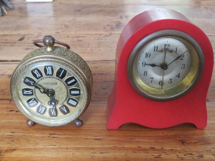 oude mechanische wekkers uit vorige eeuw., Antiek en Kunst, Antiek | Klokken, Ophalen of Verzenden