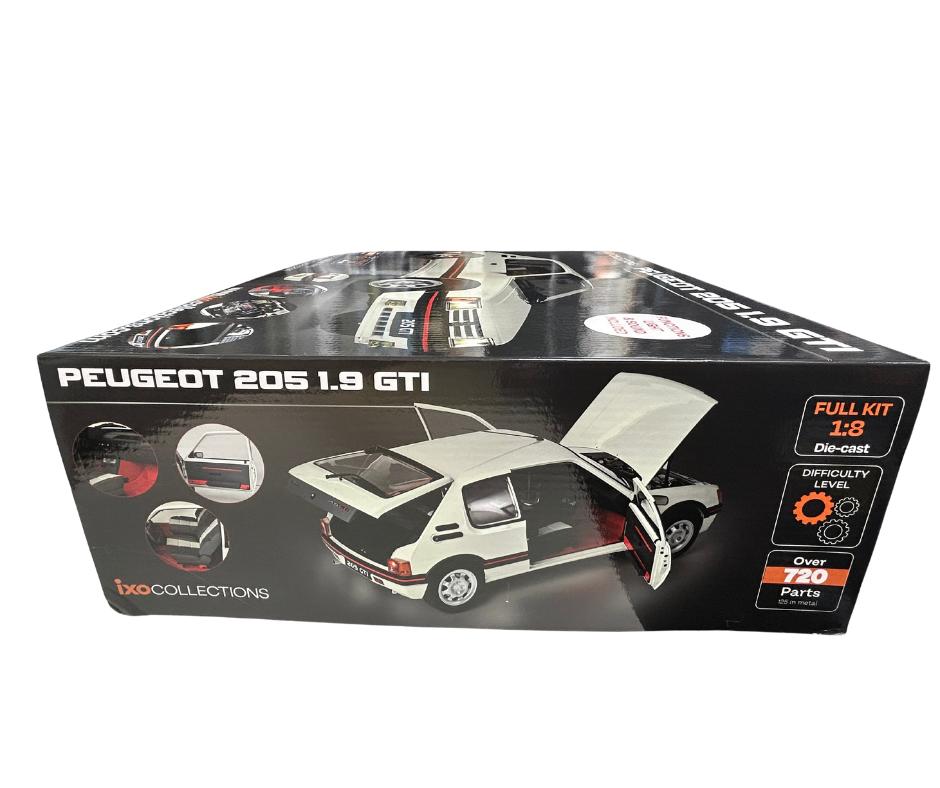 IXO 1/8 Peugeot 205 1.9 GTI Wit, Overige merken, Auto, Groter dan 1:32, Nieuw