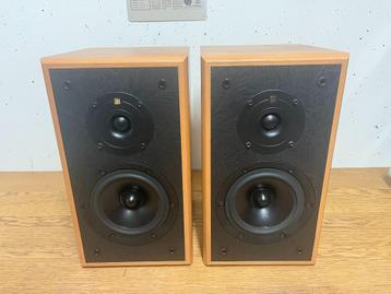 Kef Cresta Sp3303 Bookshelf Boxen beschikbaar voor biedingen