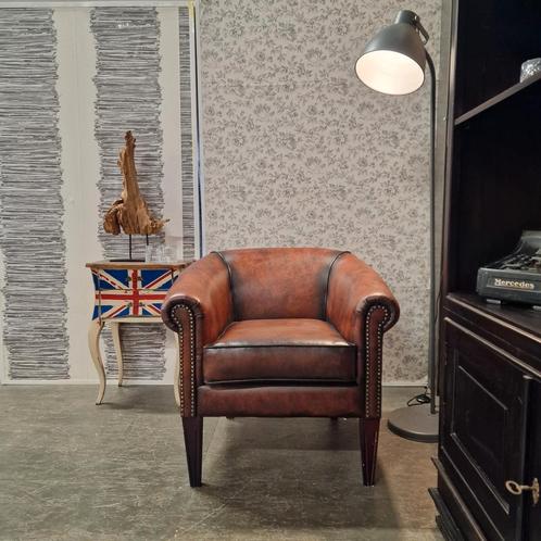 Originele Chestefield Club Chair Antiek Bruin, Huis en Inrichting, Fauteuils, Zo goed als nieuw, 75 tot 100 cm, Ophalen of Verzenden