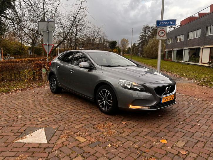 Volvo V40 2.0 D2 120PK 2016 Osmium Grijs, Auto's, Volvo, Particulier, V40, ABS, Airbags, Bluetooth, Centrale vergrendeling, Climate control
