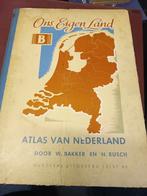 2 oude school atlassen. Minimaal 60 jaar oud., Antiek en Kunst, Antiek | Schoolplaten, Ophalen of Verzenden, Overige thema's