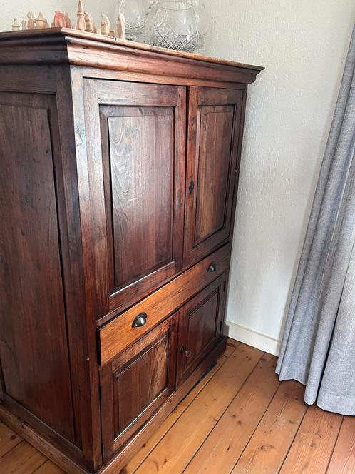 Grote, zeer praktische computerkast, Huis en Inrichting, Kasten | Computermeubels, Gebruikt, 120 tot 170 cm, 70 tot 120 cm, 40 tot 80 cm