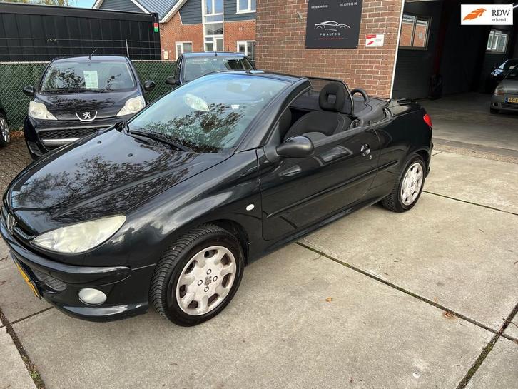 Peugeot 206 CC 1.6-16V - NEW APK - ELECT.RAMEN - CARPLAY - C, Auto's, Peugeot, Bedrijf, Te koop, ABS, Airbags, Boordcomputer, Centrale vergrendeling