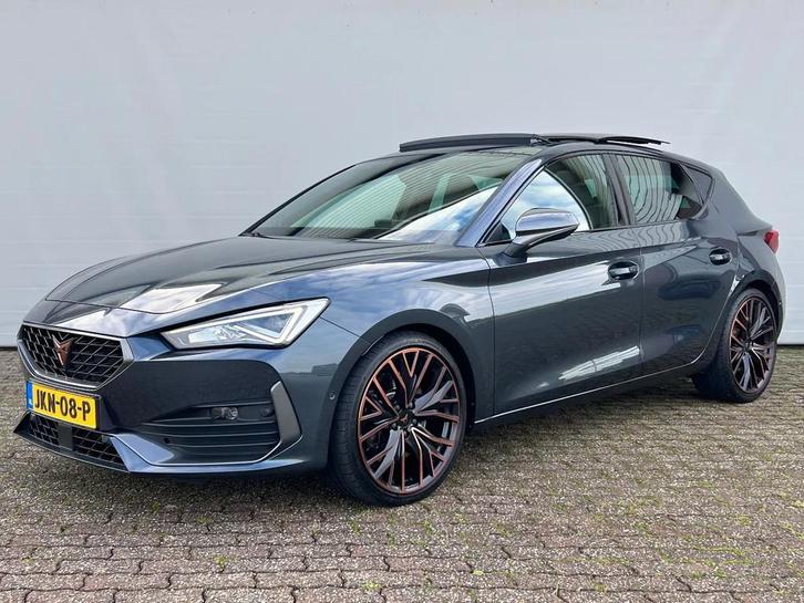 CUPRA Leon 2.0 TSI VZ 300PK | Leder | Panoramadak | Beats |, Auto's, Cupra, Bedrijf, Te koop, Leon, Achteruitrijcamera, Adaptive Cruise Control
