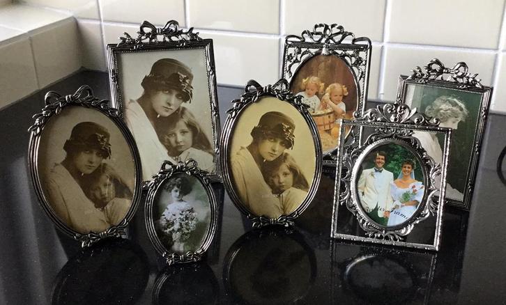 Nieuwe fotolijstjes met strik., Audio, Tv en Foto, Fotografie | Fotolijsten, Nieuw, Ophalen of Verzenden