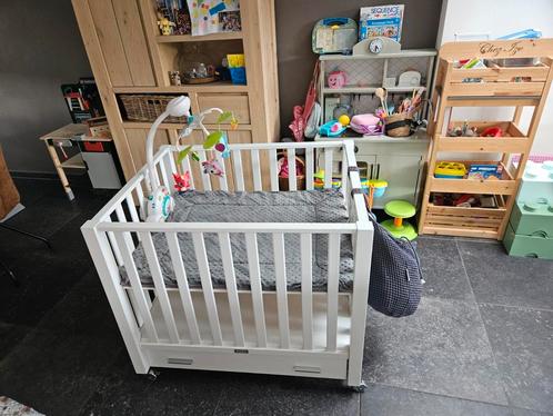 Complete Bopita box met mobiel, kleed en opbergzak, Kinderen en Baby's, Boxen, Gebruikt, Vierkant, In hoogte verstelbaar, Boxkleed