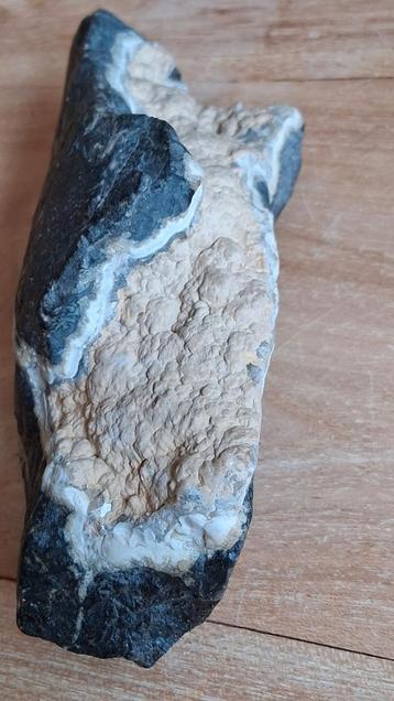 Vuursteenknol met Agaat - 537 gram beschikbaar voor biedingen