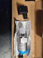 2 x Endress+Hauser Cerabar T PMC131-A11F1D24 Druksensor, Hobby en Vrije tijd, Elektronica-componenten, Ophalen of Verzenden