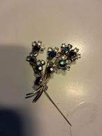 broche ,zilver,met fraaie steentjes,lengte 6 cm, Met kristal, Gebruikt, Ophalen of Verzenden, Zilver