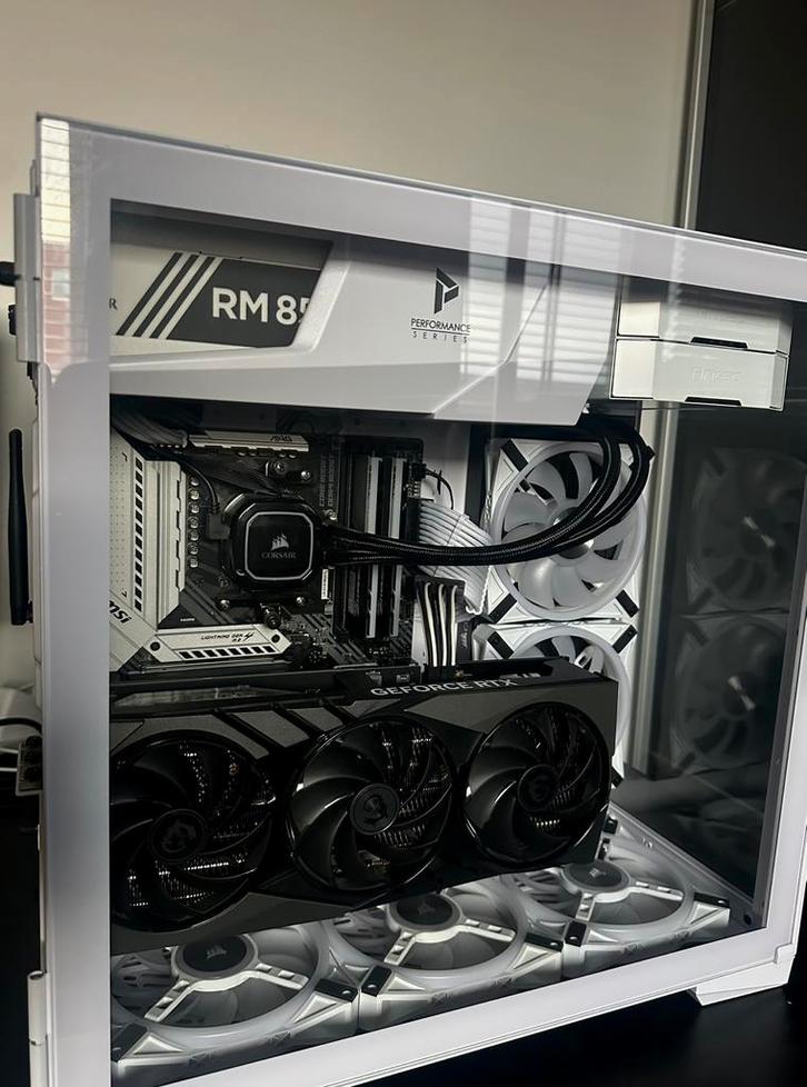 High-End Gaming PC + 27” OLED Monitor – RTX 4080 Super, Computers en Software, Desktop Pc's, Zo goed als nieuw, 4 Ghz of meer