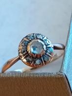 Antieke gouden entourage ring met 10 roosgeslepen diamanten, 18 tot 19, Ophalen of Verzenden, Zo goed als nieuw, Met edelsteen