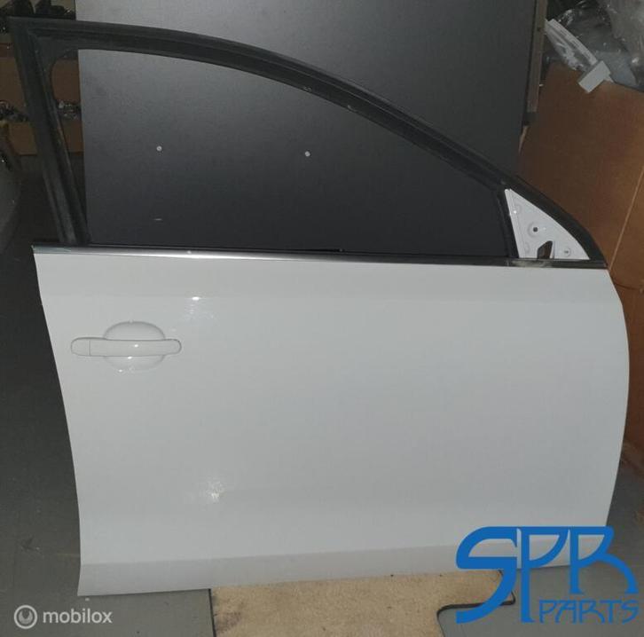 JETTA 5C VI RECHTSVOOR DEUR RECHTS Voor PORTIER LC9A RV, Auto-onderdelen, Carrosserie en Plaatwerk, Deur, Volkswagen, Voor, Rechts