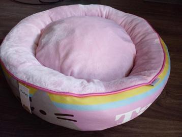 HONDENMAND Pusheen / Mand / Bed / Hondenbed 70x70cm. NIEUW beschikbaar voor biedingen