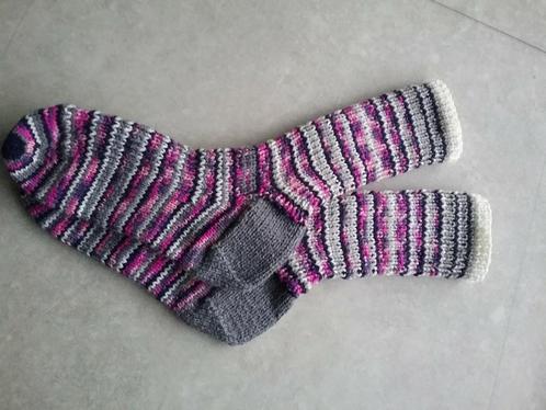 Mooie nieuwe handgebreide,dikke  warme sokken ,MAAT 39/40, Kleding | Dames, Sokken en Kousen, Nieuw, Ophalen of Verzenden