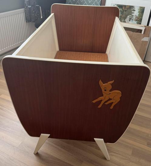 Bambily Vintage kinderbedje, Kinderen en Baby's, Babywiegjes en Ledikanten, Zo goed als nieuw, Ledikant, Ophalen of Verzenden