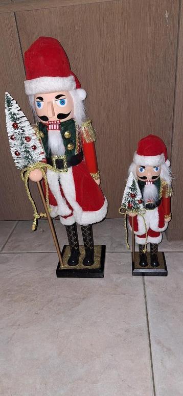 Notenkraker groot en klein model nieuw 2 stuks  beschikbaar voor biedingen