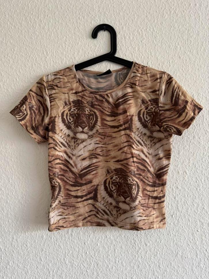 Bruin tijgerprint crop top van Clockhouse, maat M, Kleding | Dames, Tops, Zo goed als nieuw, Maat 38/40 (M), Bruin, Korte mouw