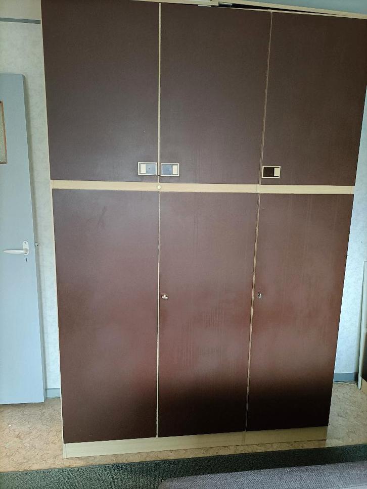 vintage 3deurs kledingkast, Huis en Inrichting, Kasten | Kledingkasten, Gebruikt, 200 cm of meer, 100 tot 150 cm, 50 tot 75 cm