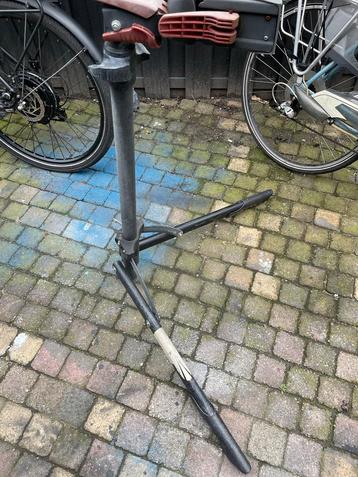 Montage Standaard Fiets-Workstand beschikbaar voor biedingen