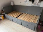 Hemnes uitschuifbed 160x200 grijs, Huis en Inrichting, Slaapkamer | Bedden, Ophalen, Tweepersoons, Zo goed als nieuw, 180 cm