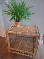 Vintage rotan bohemian tafeltje nachtkastje, Ophalen, Rechthoekig, 55 tot 75 cm, 45 tot 60 cm