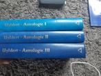 Astrologie 1, 2 en 3 Mellie Uyldert 30€ pst, Ophalen of Verzenden, Zo goed als nieuw, Astrologie, Achtergrond en Informatie